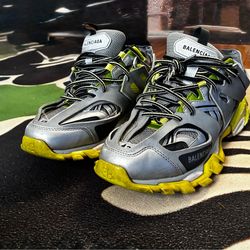 Balenciaga Tracks