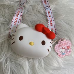 Sanrio Hello Kitty Purse/Hablo español