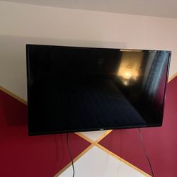 55 Inch Flat Screen/Smart TV 
