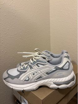 5.5Y ASICS