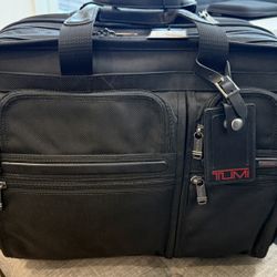Tumi Alpha Deluxe Rolling Carryon Briefcase (Style 26104D4) - NWT  