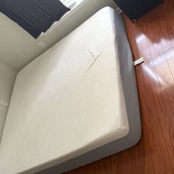 King Memory Foam Matress 
