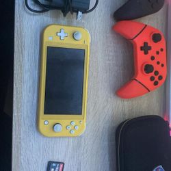 Nintendo Bundle With Case