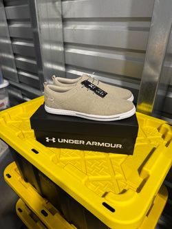Under Armour Low-Top Street Sneakers