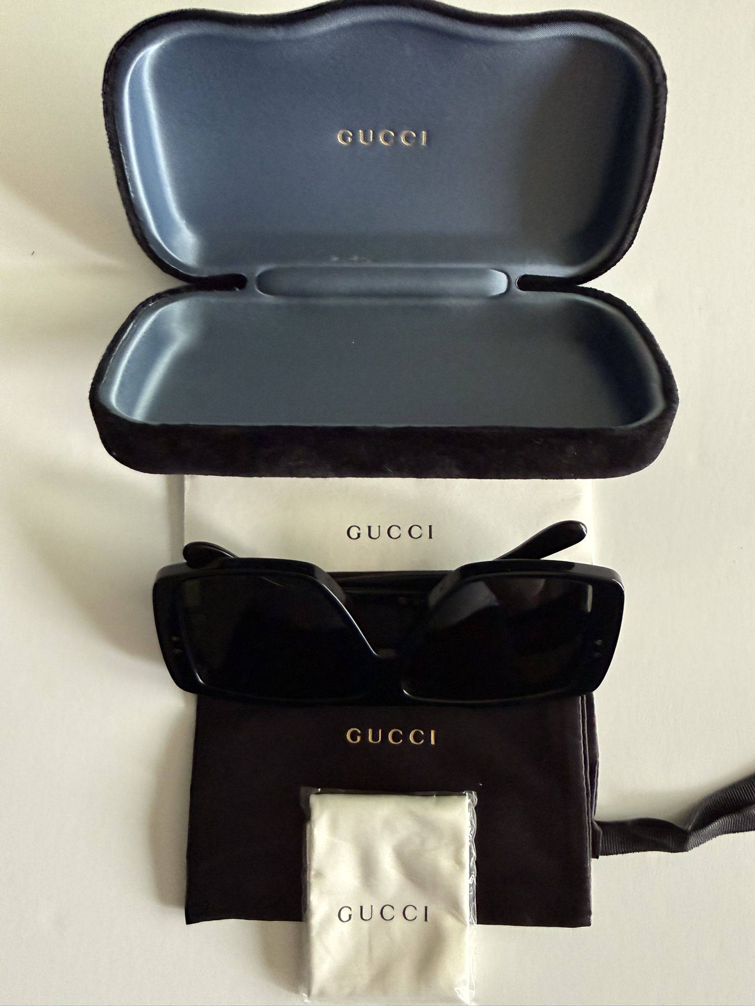 GUCCI SUNGLASSES (OPEN BOX)