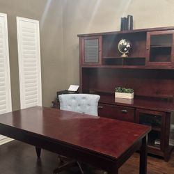 Stunning 4-Piece Cherry Executive Office – Looks Like a CEO’s Study