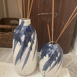 Ceramic Navy Blue and white vase set of 2