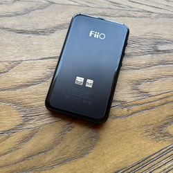 Fiio M6 Hi-Res Audio Player + Leather Case