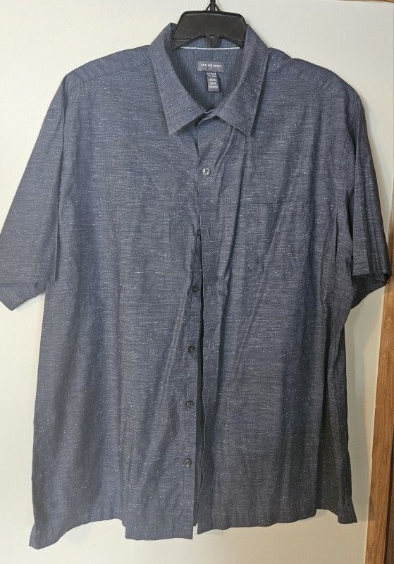 XL MEN'S VAN HEUSEN BUTTON UP SHIRT 