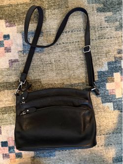 Black purse 🔴