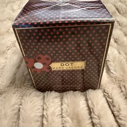 MARC JACOBS DOT Eau De Parfum Perfume Spray 1.6 fl oz/ 50 mL New in Sealed Box