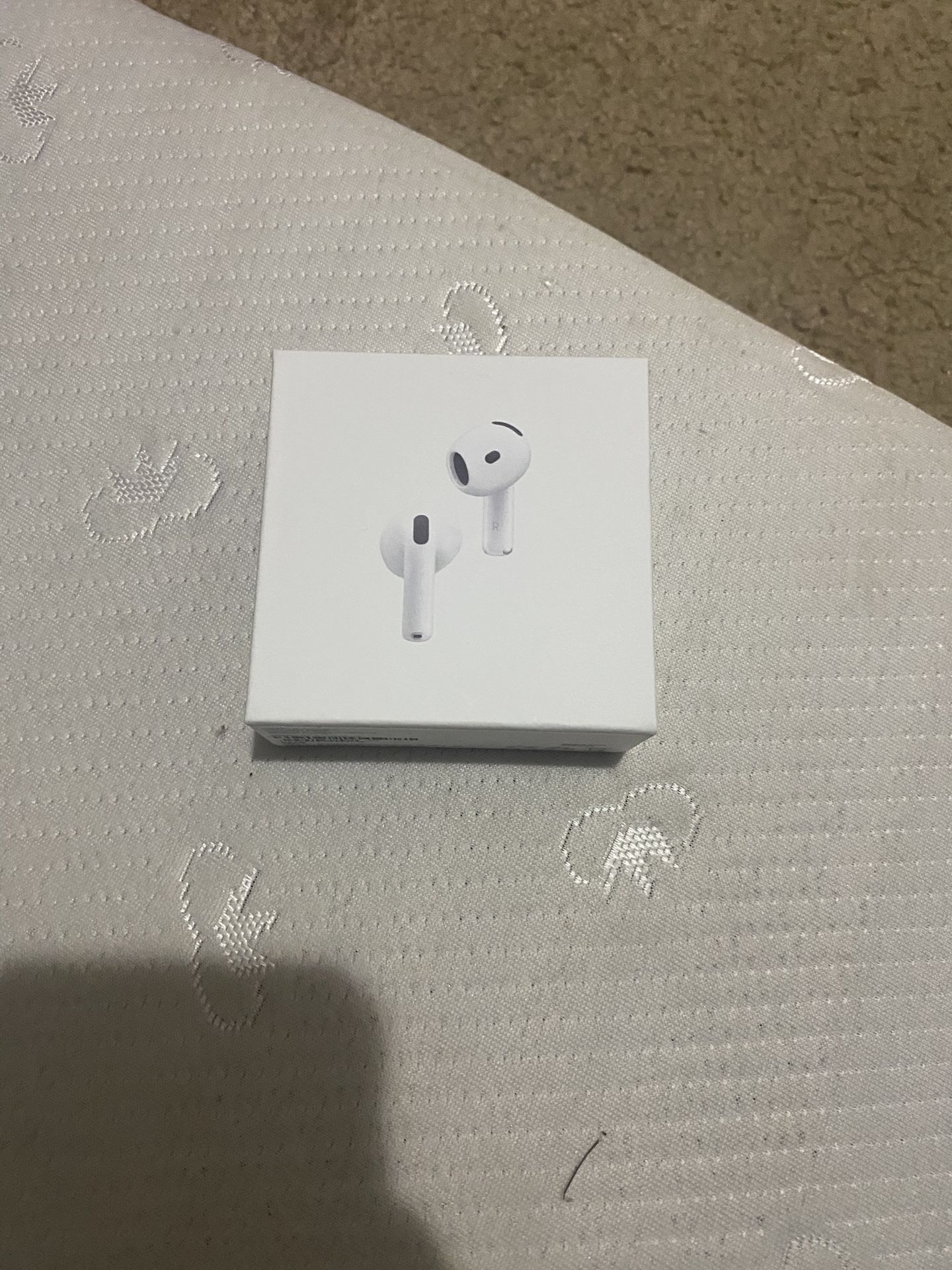 AirPod 4’s Wireless Bluetooth Earbuds