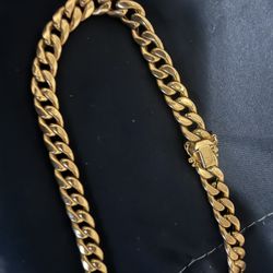 Cadena cubana, 46 g 2500