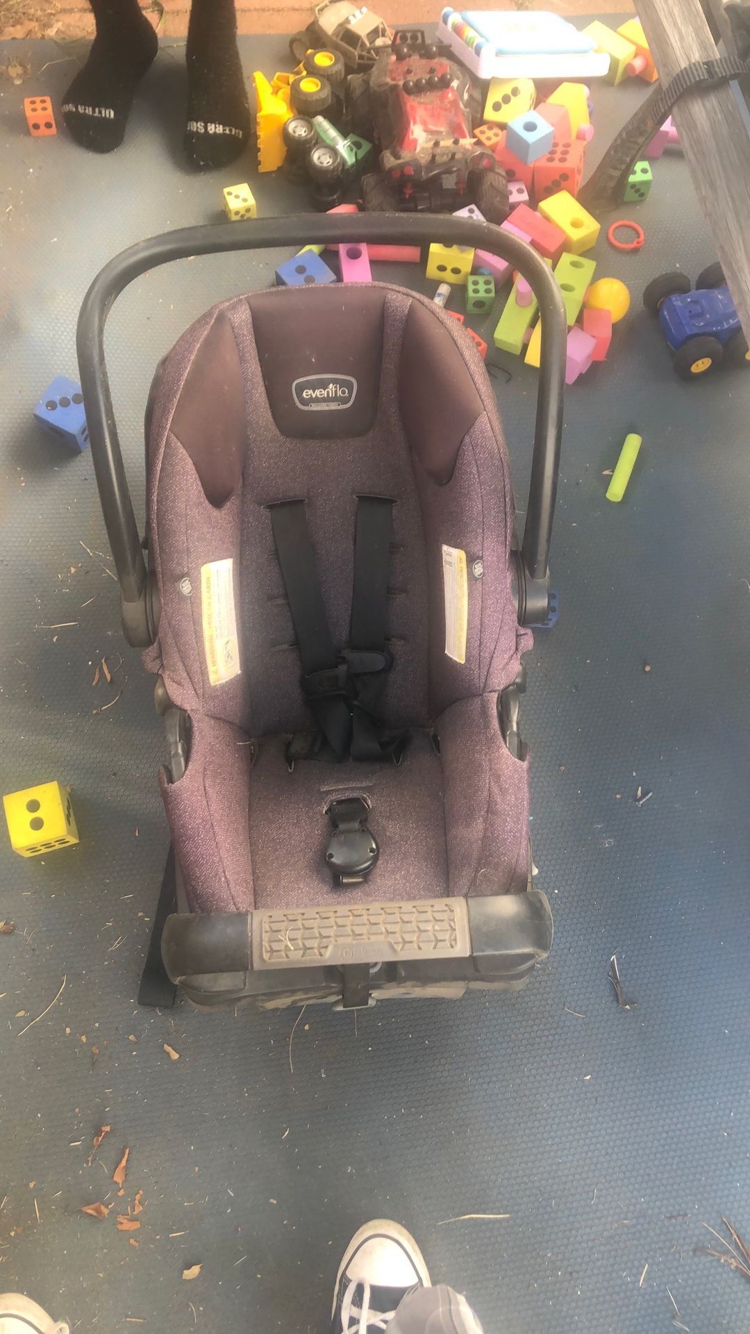 Evenflo Car seat