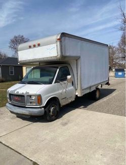 1998 GMC Box Truck
