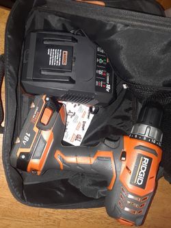 Ridgid 18 volt drill kit with battery and charger