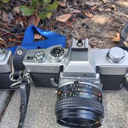 Vintage Minolta SR T201 Camera With Lens
