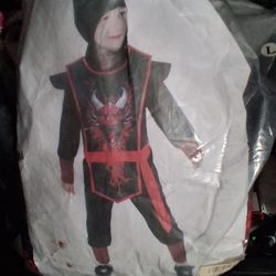Kids ninja costumes size large