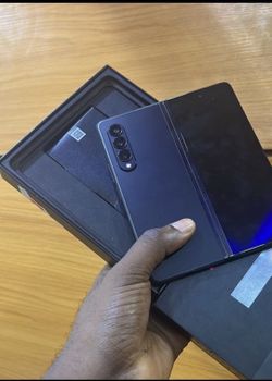 Samsung Galaxy z fold 3
