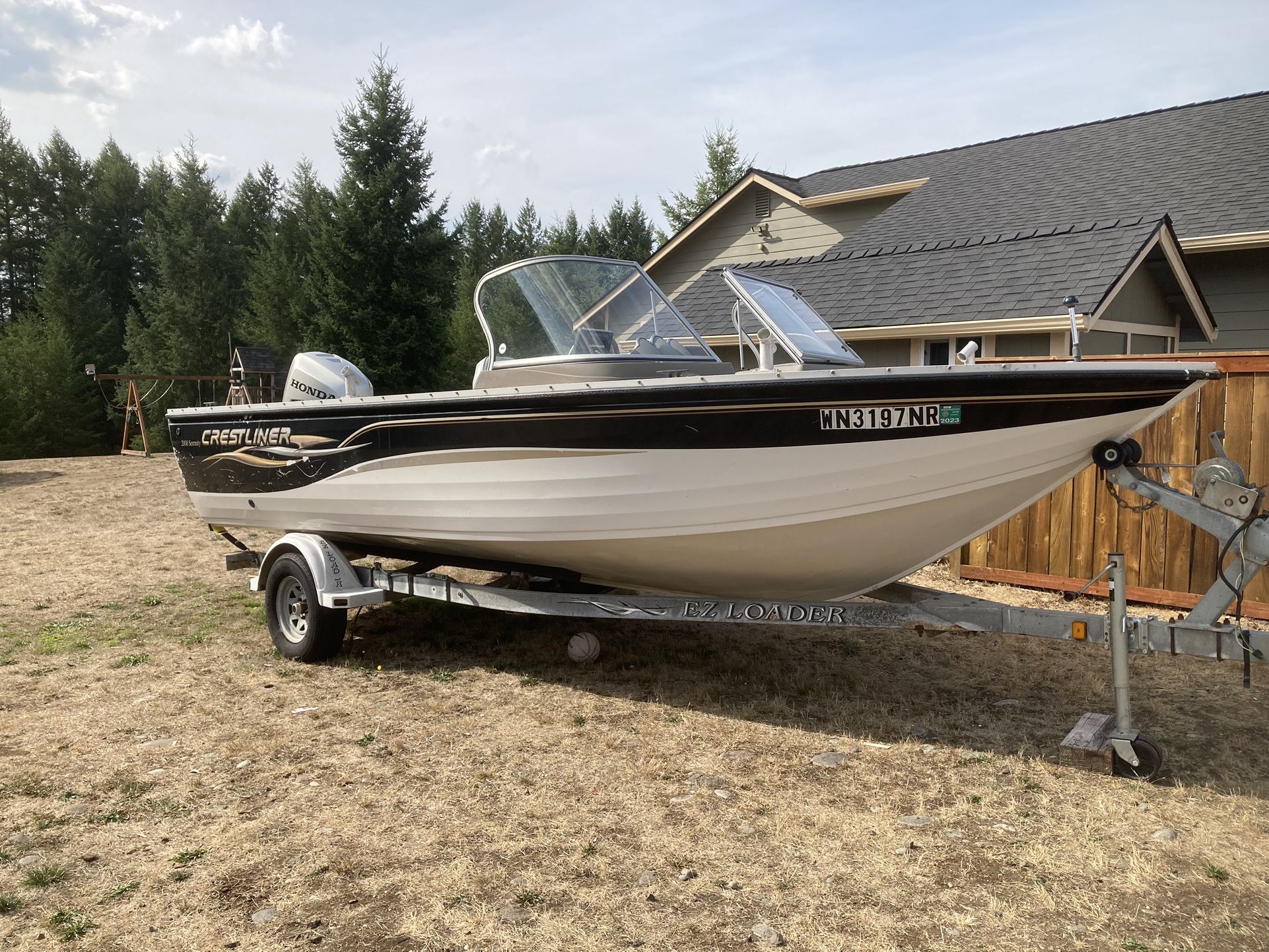 2005 Crestliner 2000 serenity
