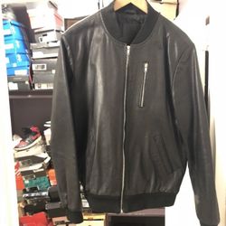 Men’s leather bomber jacket Size Large