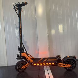Dual-motor high-speed electric scooter