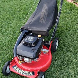 Snapper Commercial Lawn Mower 