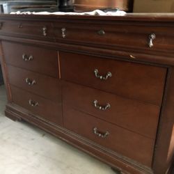 Chest Of Drawers With Mirror