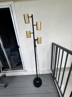 LED Floor Lamp – Like New – $45