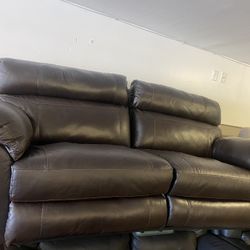 NEW LEATHER POWER  RECLINING SOFA