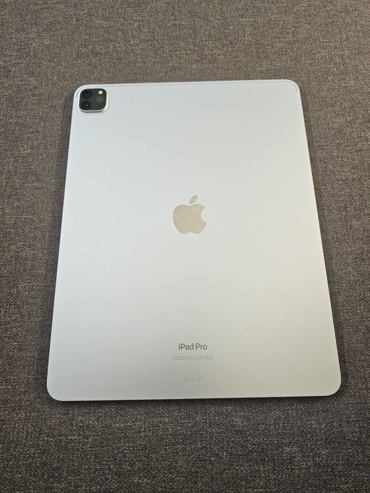 iPad Pro 12.9in (6th Gen)