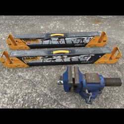 Sawhorse Stands 