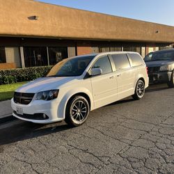 2017 Dodge Grand Caravan