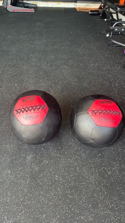 Body Solid Medicine Balls