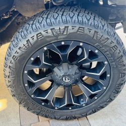 20 Inch Tundra Wheels And Tires 5 Lug Universal 