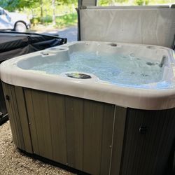 Coast 4 Person Hot Tub For Sale! We Deliver!