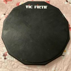 Vic Firth practice drum pad + 2 drum stick sets 