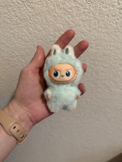 Labubu Pin For Love “I”