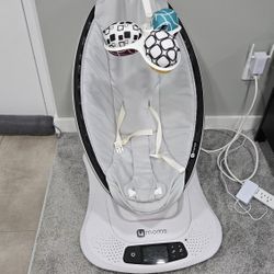 4moms MamaRoo Multi-Motion Baby Swing Older Style About 5 Years Old