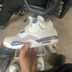 Jordan 4