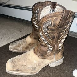 MOVING MUST GO TODAY! Used Mens Ariat Workboots