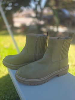 Size 11 Shoes W