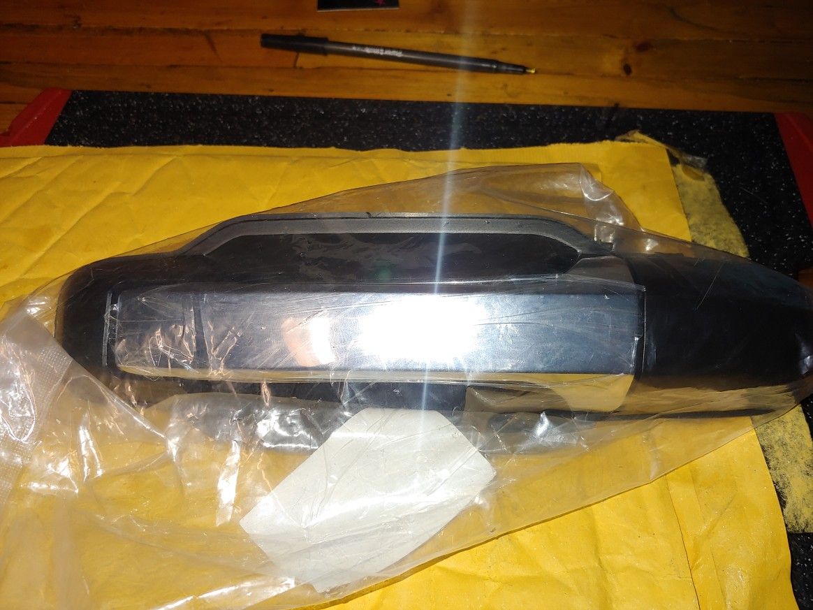 03-09 Kia Sorento left rear exterior door handle