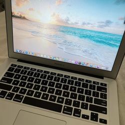 YEAR END SALE Apple MacBook Air 13” Laptop Intel Dual Core i7/500GB Storage Fast Computer  Warranty Included