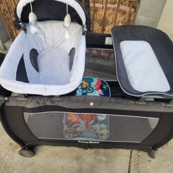 Baby Baisnet/Changing TABLE