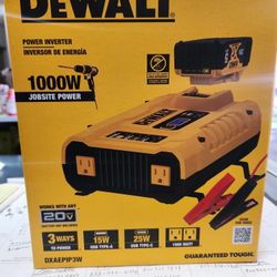 Dewalt 3 Way 1000watt Power Inverter. 