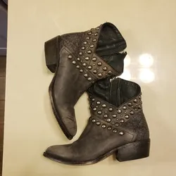 Matisse studded bootie cowboy boots heels shoes women's Size 8 1/2