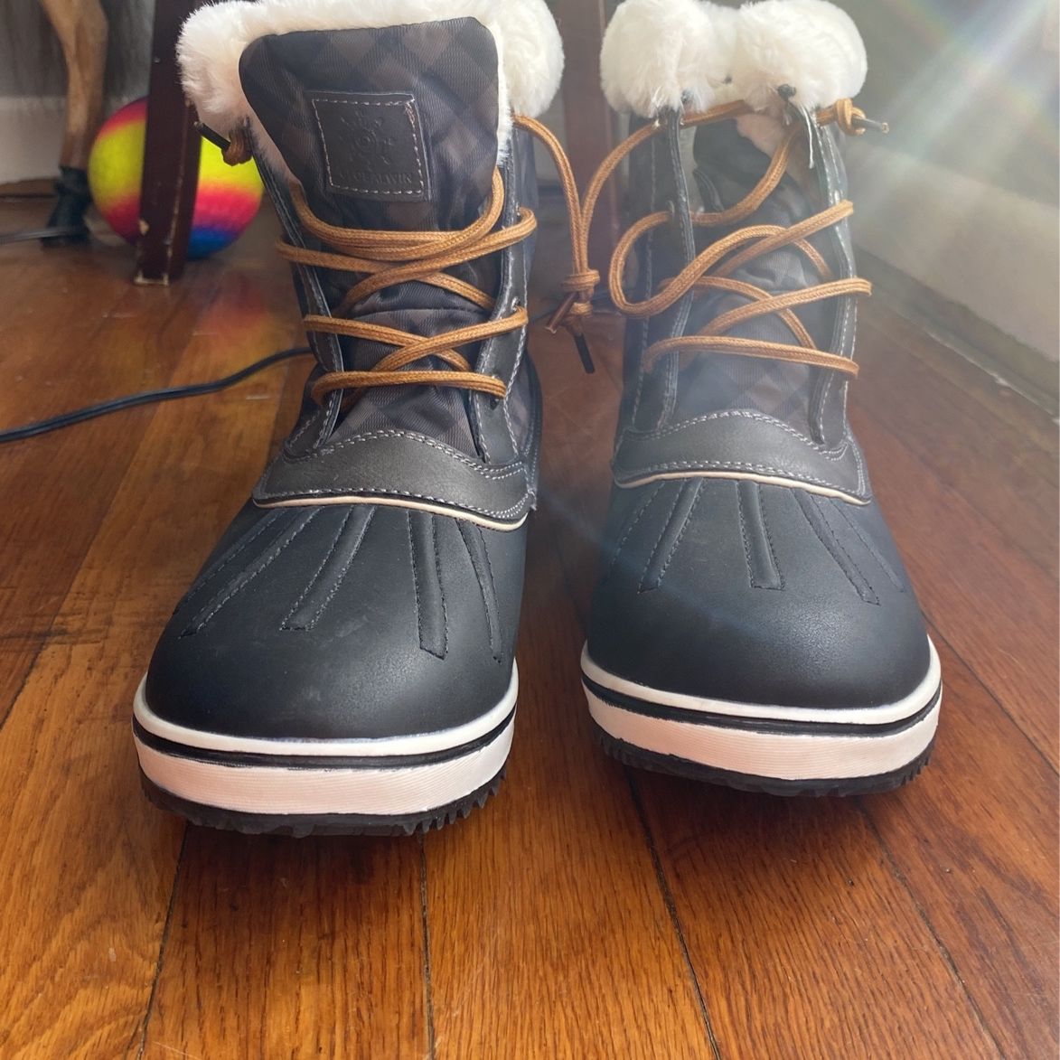 Snow Boots