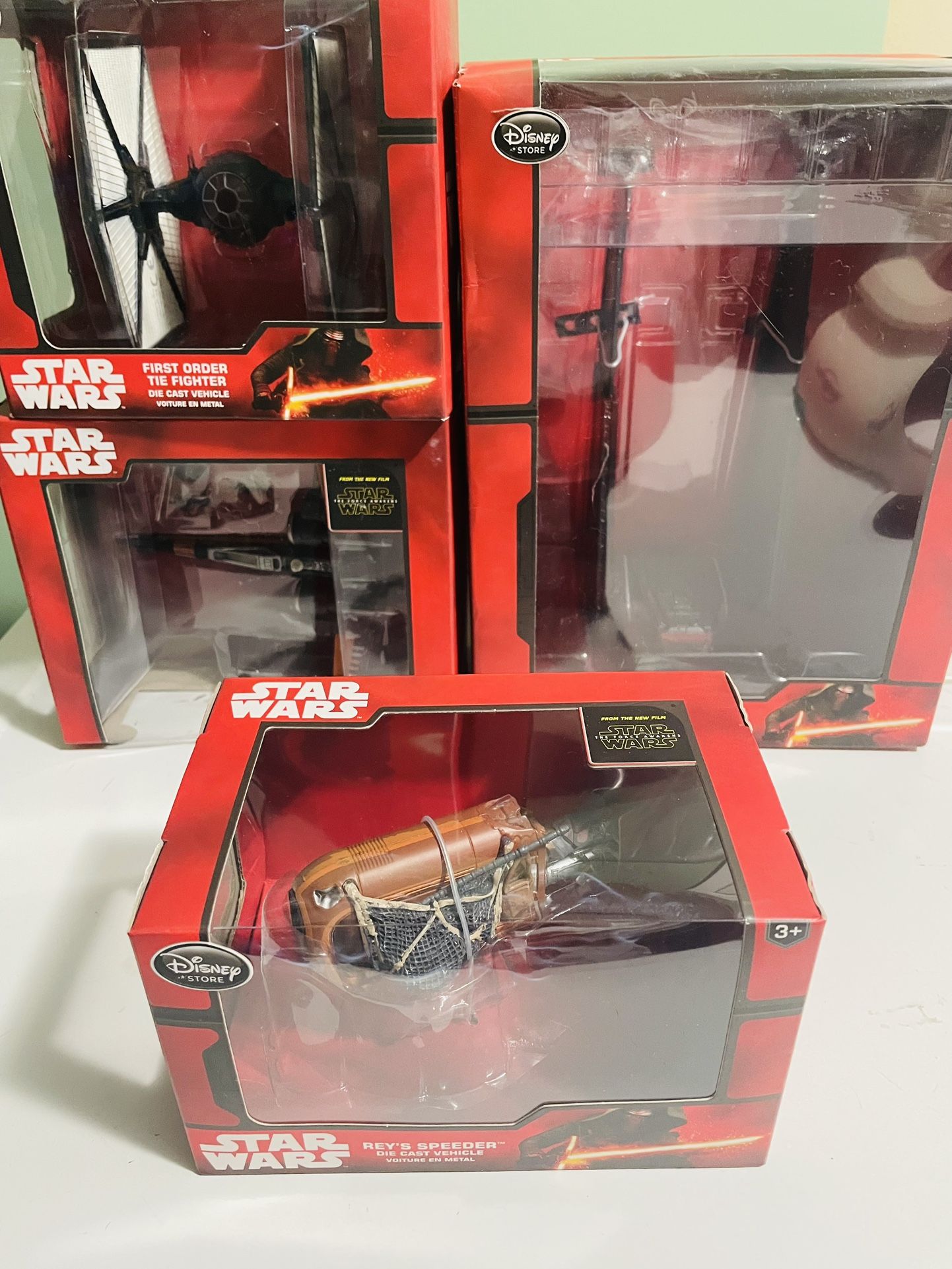 disney star wars die cast Lot 4 NIB read description for Which Are Included