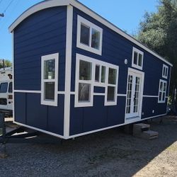 CUSTOM TINY HOUSE ON WHEELS FULLY FINISHED WITH APPLIANCES